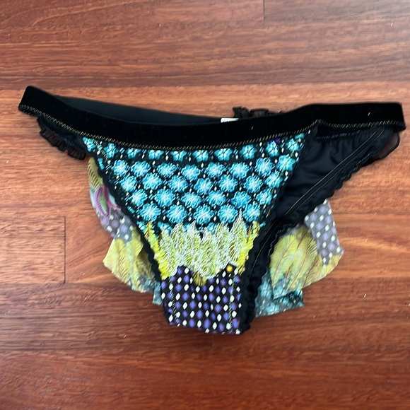 AGUA BENDITA beaded swim bottom Medium - Picture 2 of 4